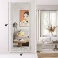 Miroir sur pied moderne
