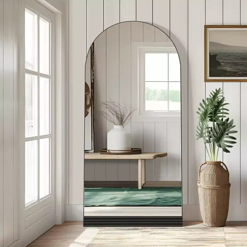 Miroir mural en bois à cadre cintré
