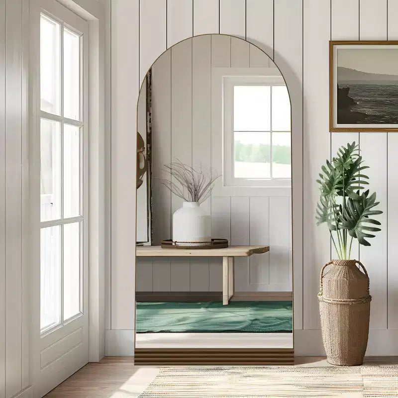 Miroir mural en bois à cadre cintré