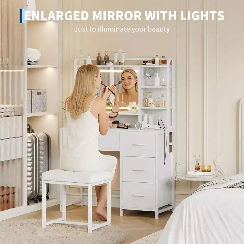 Coiffeuse avec miroir et lumières