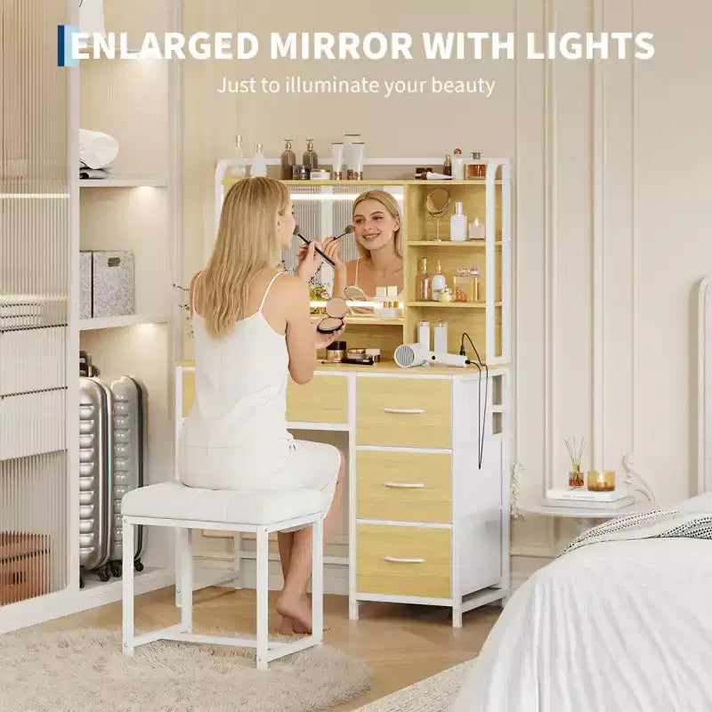 Coiffeuse avec miroir et lumières